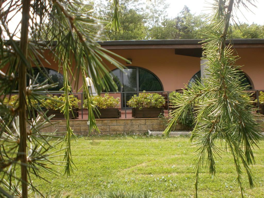 Troghi Camping Village Il Poggetto מראה חיצוני תמונה